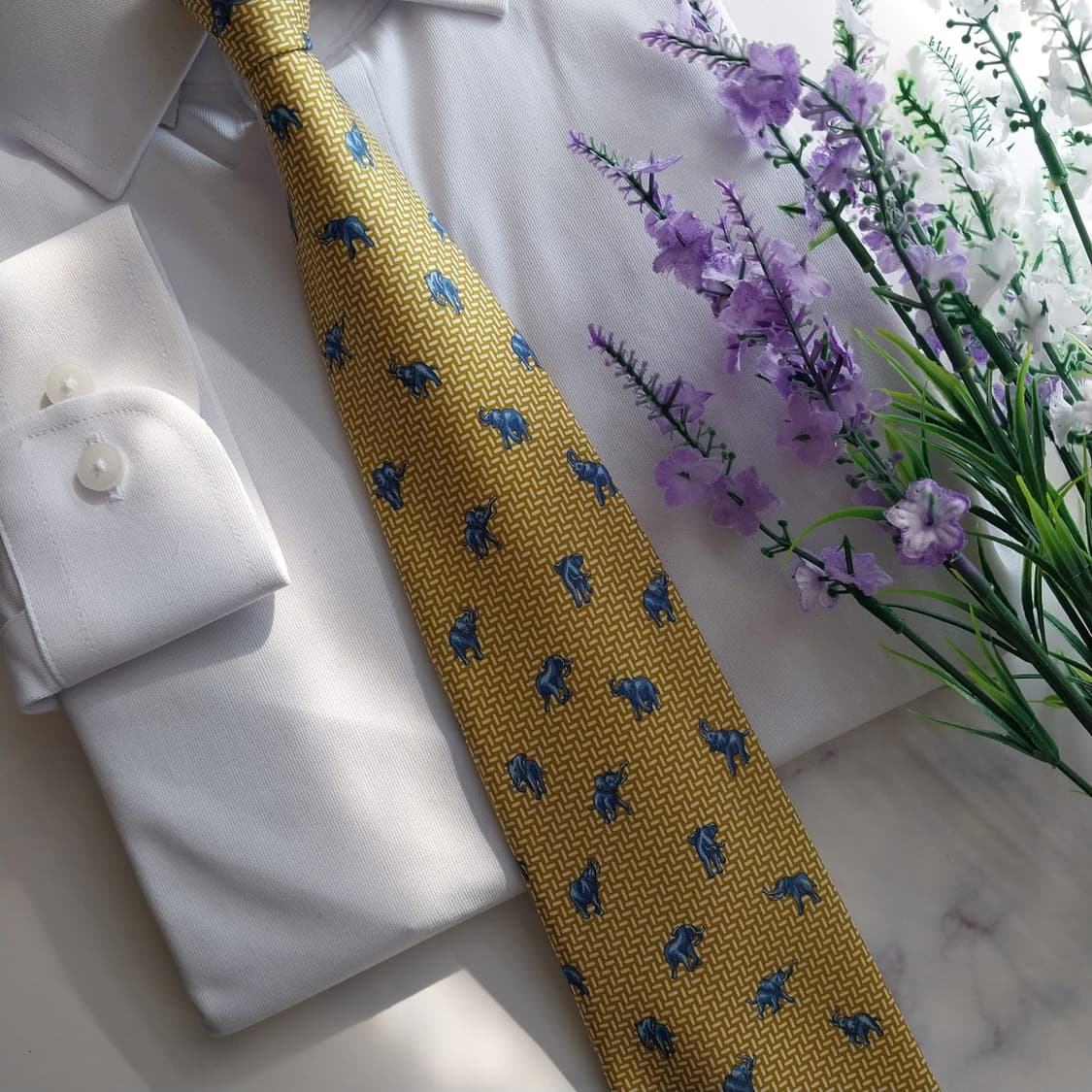 짐톰슨 실크 옐로우 코끼리 패턴 넥타이 9.5cm A+등급 K1307
 상품이미지8