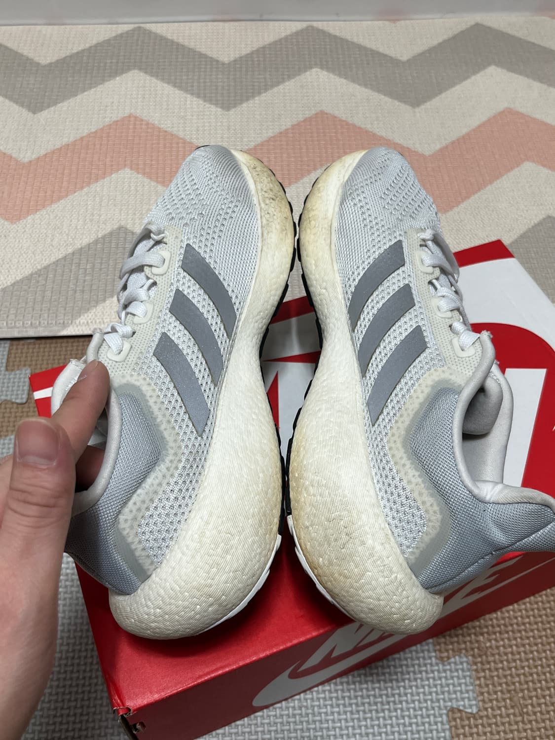 아디다스 퓨어부스트 런닝화 스니커즈 240 상품이미지4