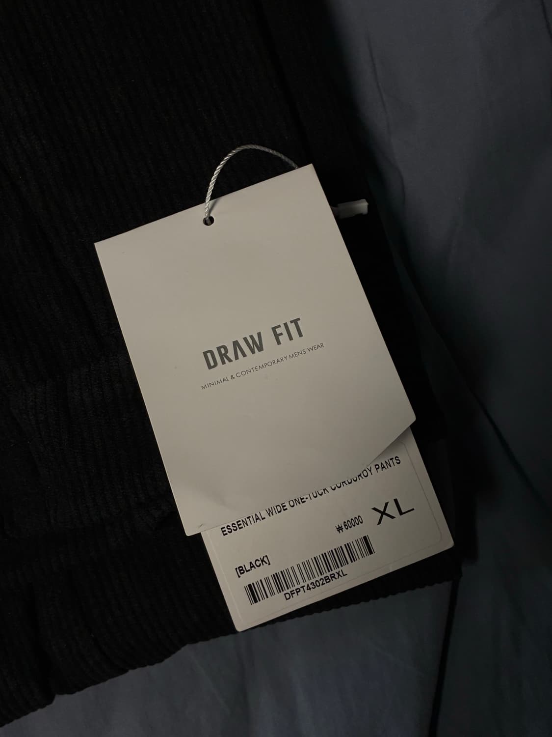 (새상품)(XL) 드로우핏 에센셜 와이드 원턱 코듀로이 팬츠 BLACK 상품이미지10