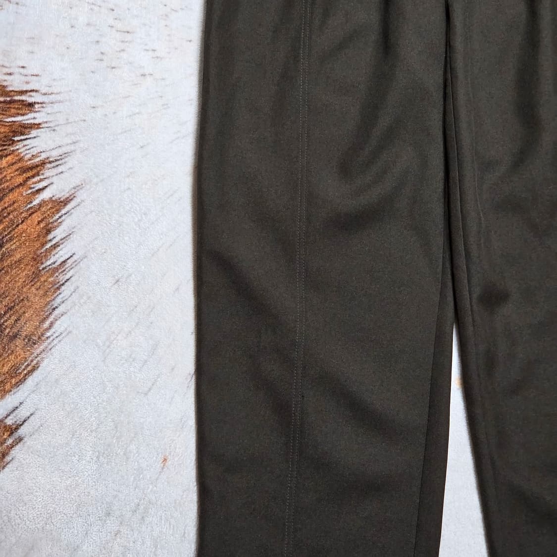 인사일런스 브라운 핀턱 와이드 팬츠 상품이미지3