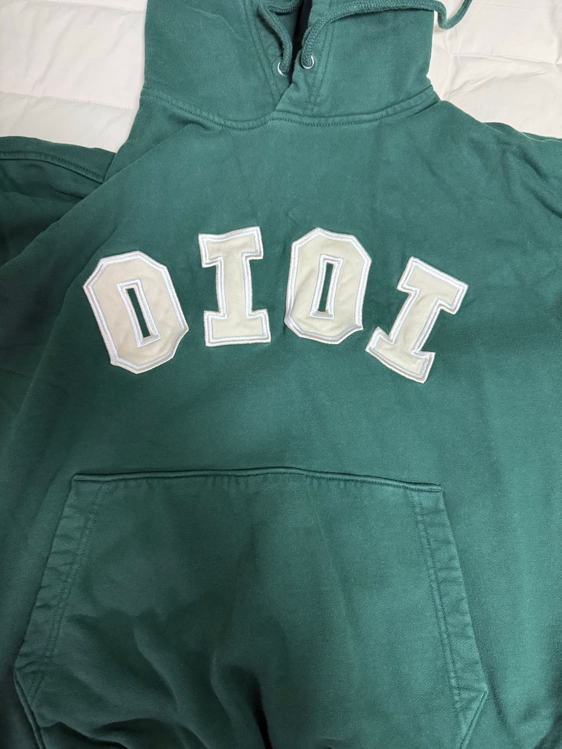 오아이오아이 후드티 상품이미지2