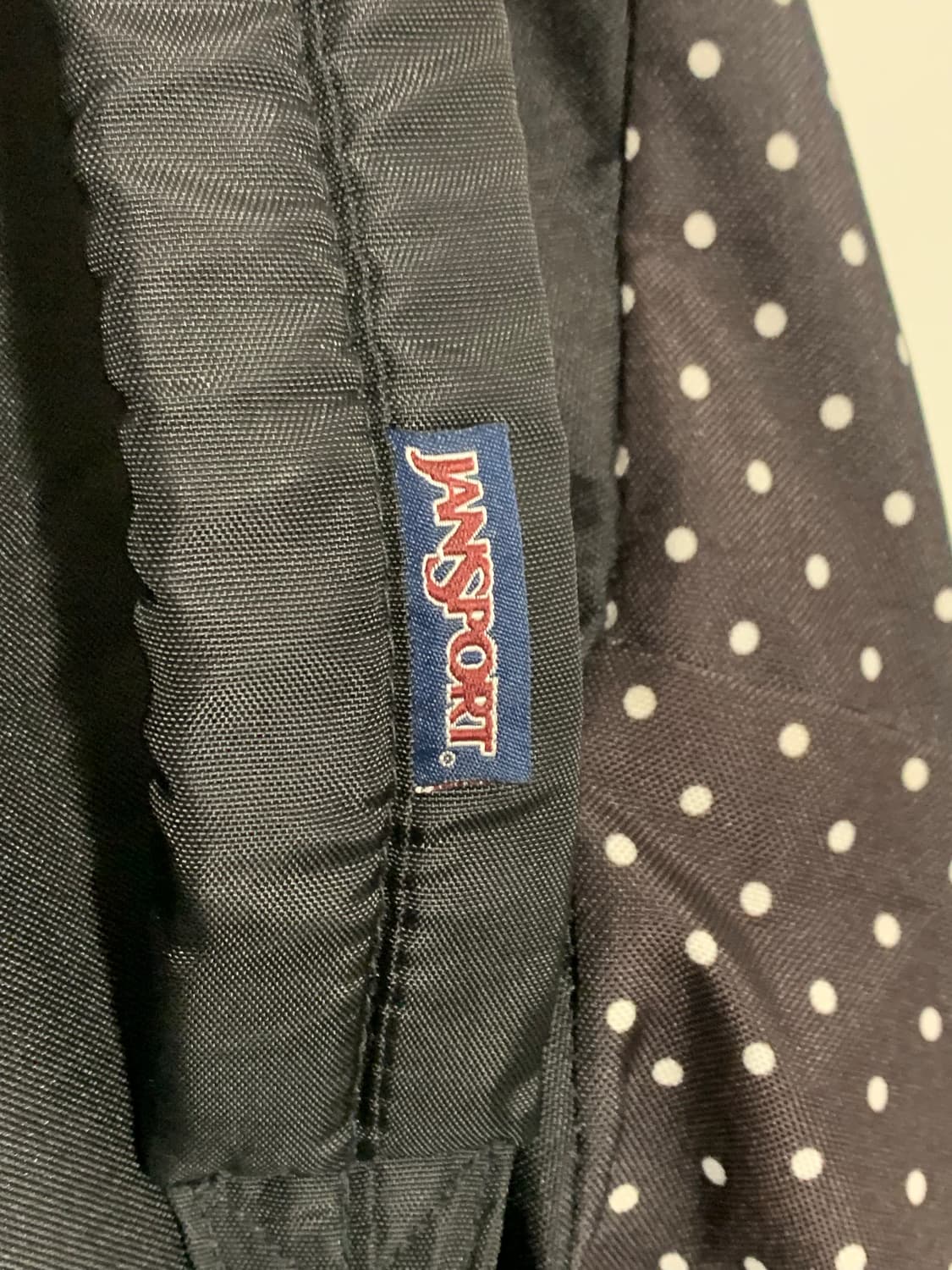 잔스포츠 브라운 도트 백팩 상품이미지4