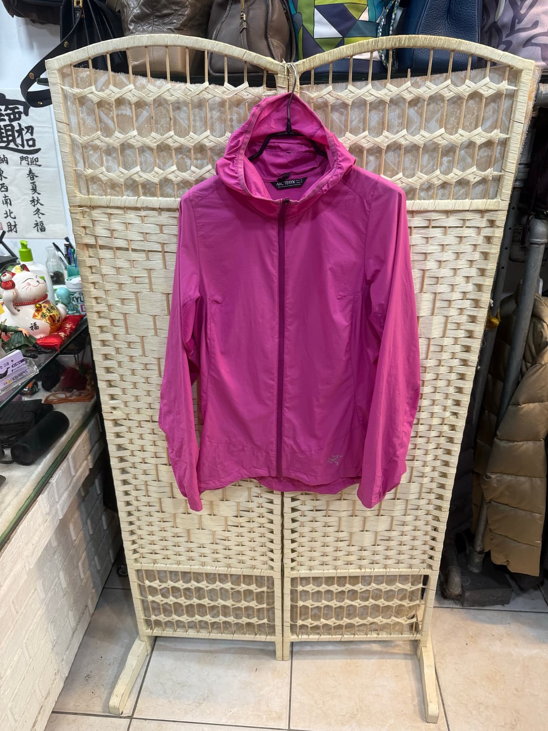 66 정품 아크테릭스 후드 바람막이 팝니다 상품이미지1