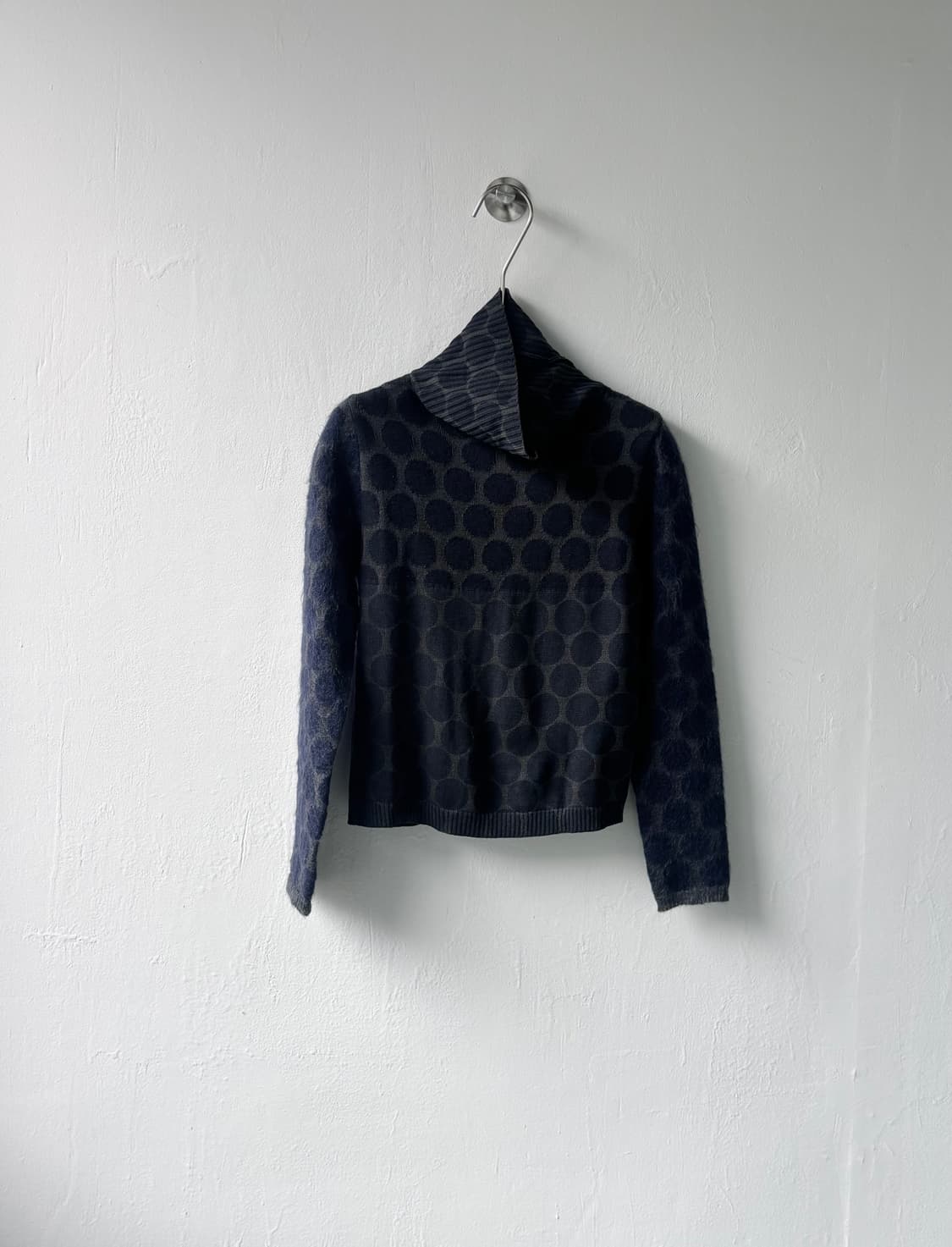 언더커버 00aw 도트 터틀넥 상품이미지3