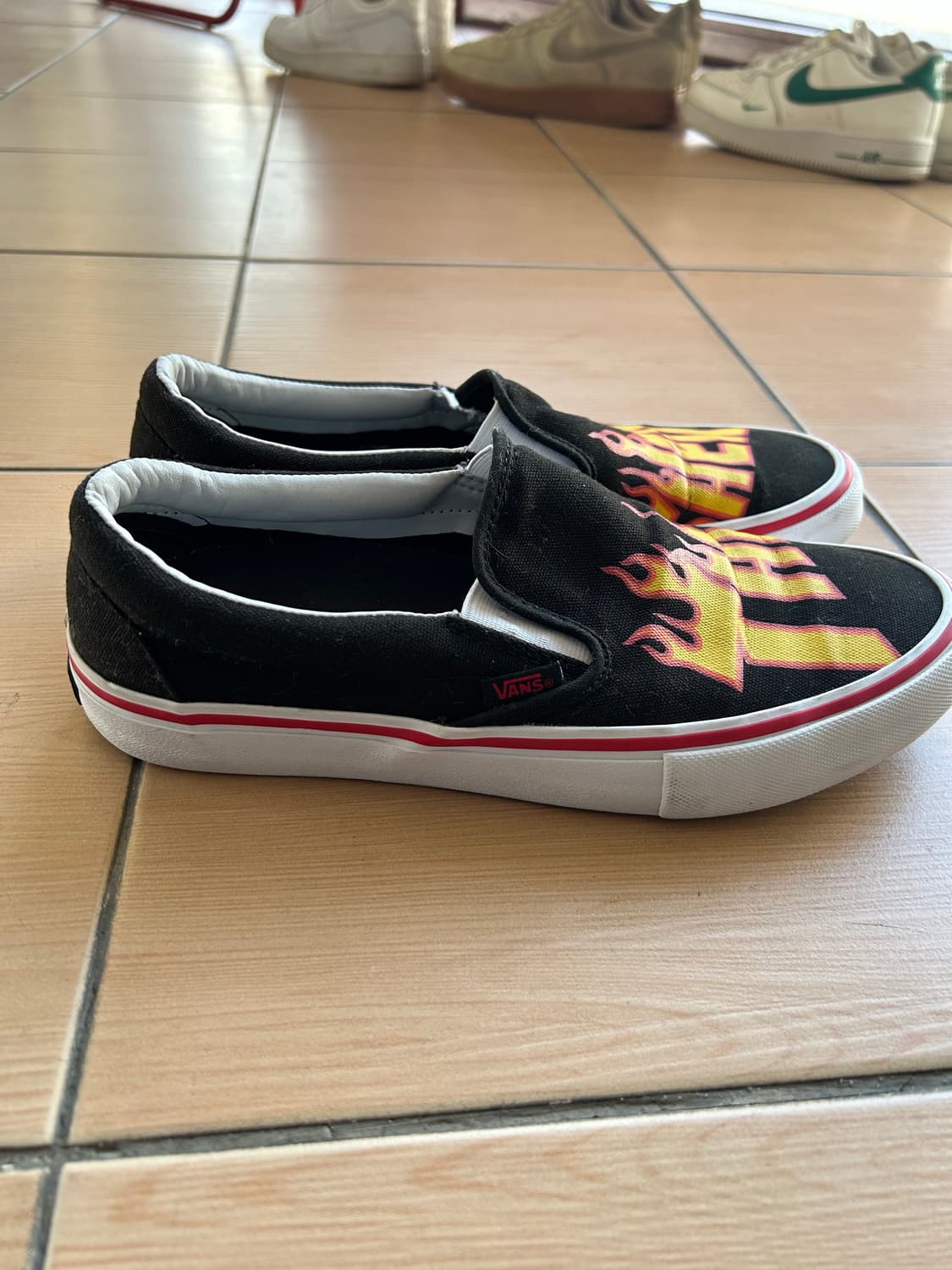 반스X트레셔 플레임 슬립온 상품이미지3