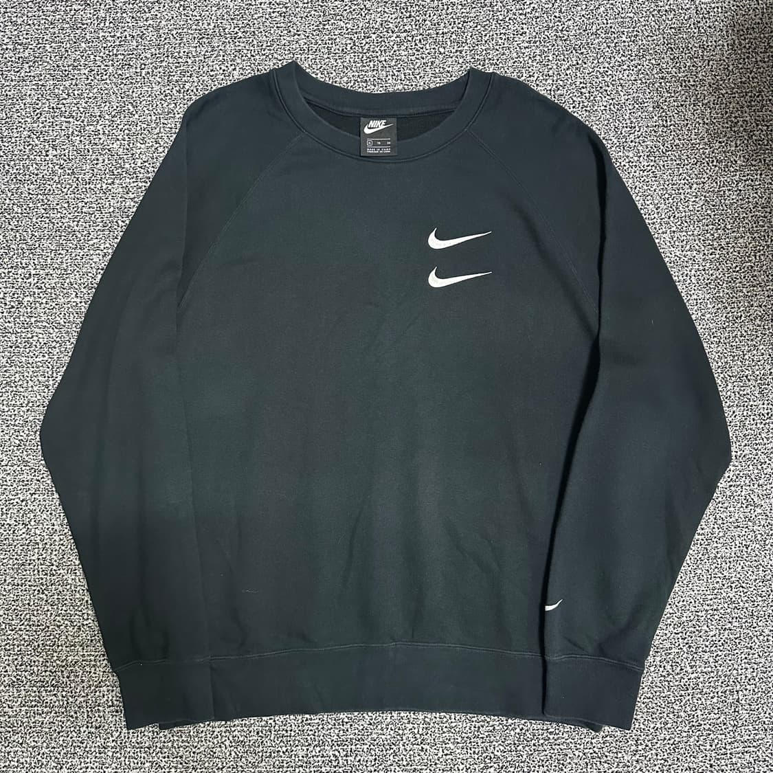 (XL) 나이키 더블 스우시 블랙 맨투맨 상품이미지1