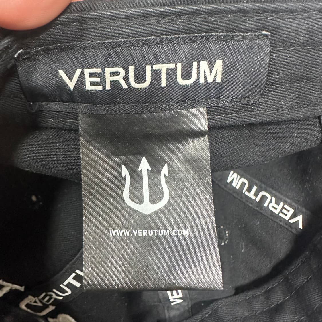 ✨ (바배) 베루툼 시그니처 로고 볼캡 모자 상품이미지4