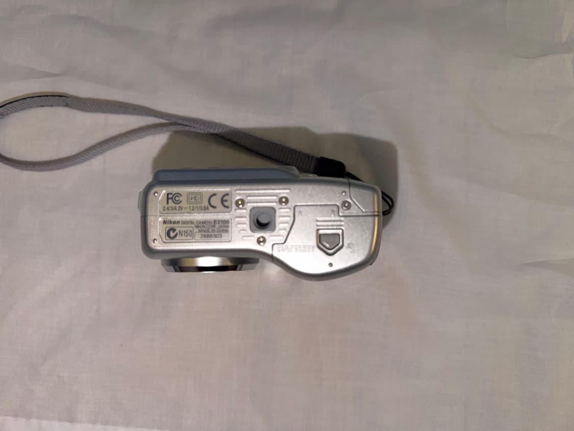 니콘 쿨픽스 NikonCoolpix 3100 디지털카메라 디카 (작례O) 상품이미지3