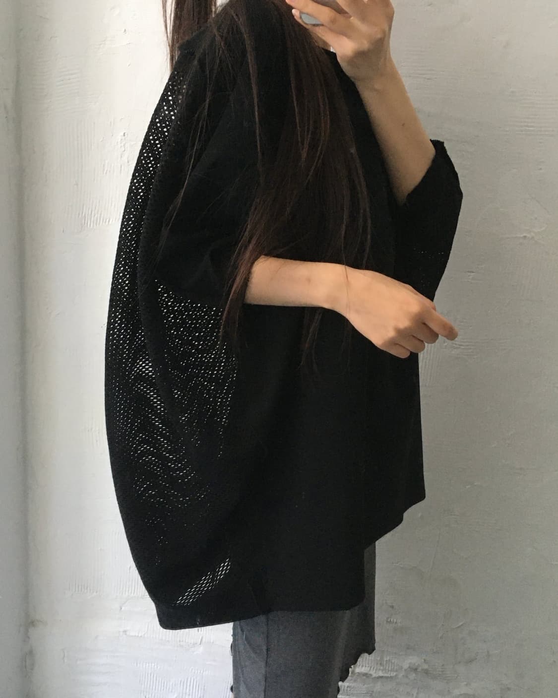 ISSEY MIYAKE 이세이미야케 블랙 메쉬 플리츠 블라우스 상품이미지3