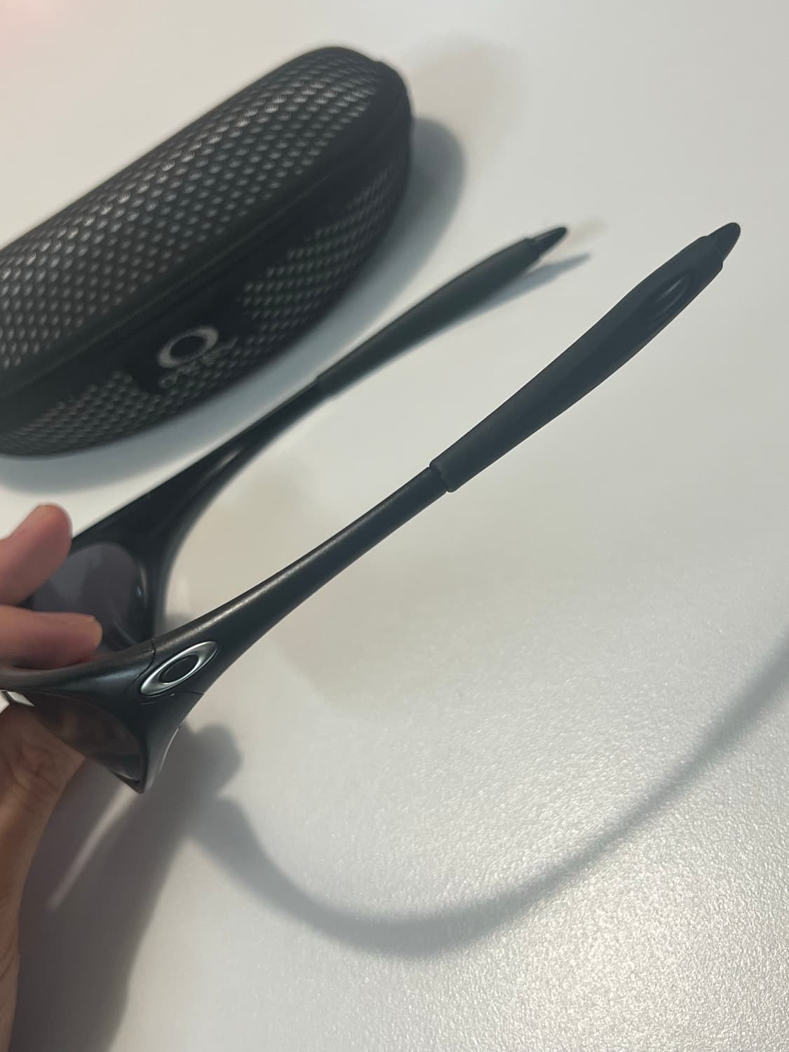 오클리 빈티지 oakley 미뉴트 1.0 매트블랙 상품이미지4