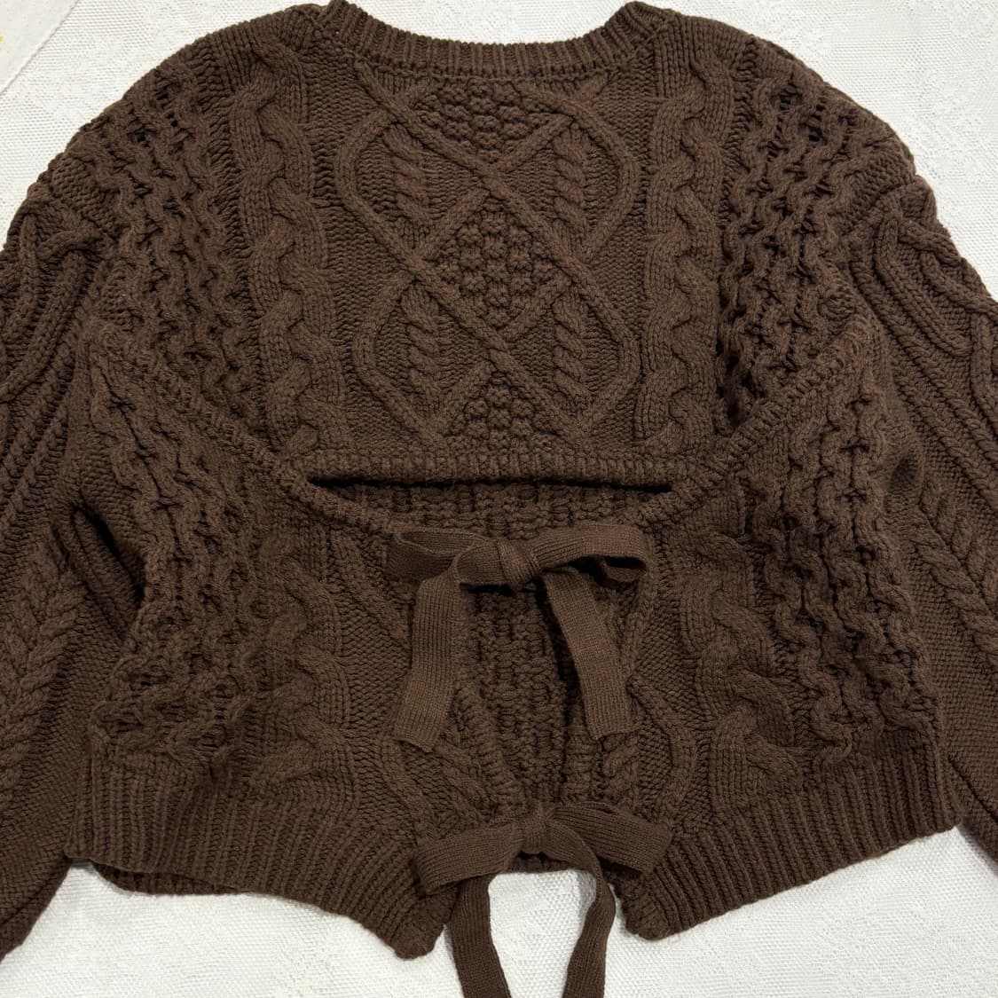 MERCURYDUO 머큐리듀오 뒷 절개 포인트 브라운 케이블 니트 상품이미지6