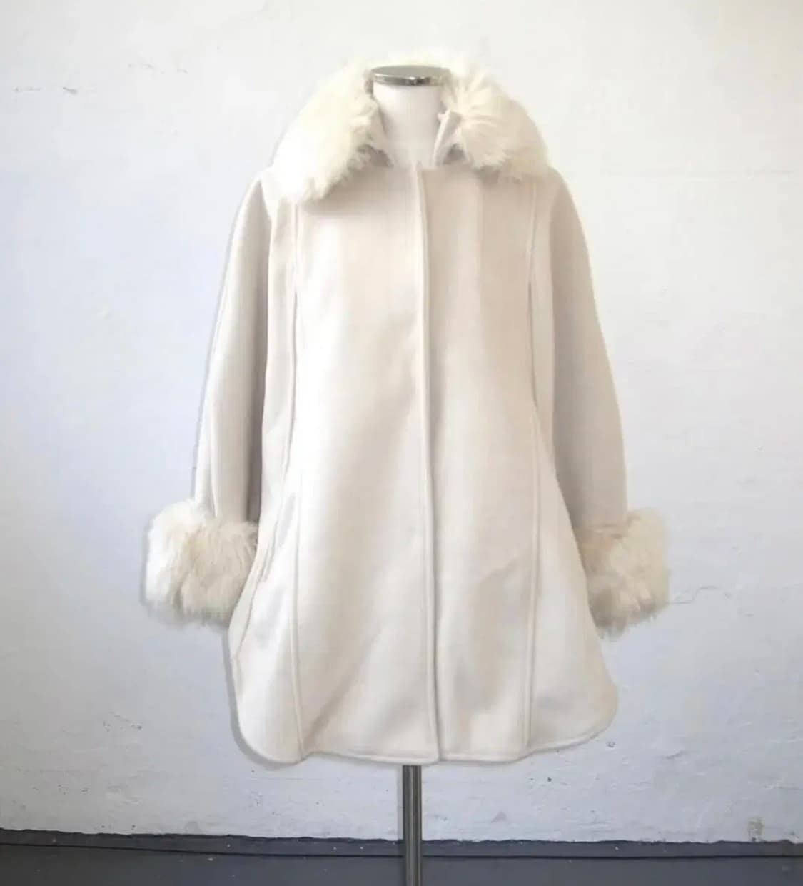 빈티지 베이지 퍼 케이프 코트 망토 판초 상품이미지3