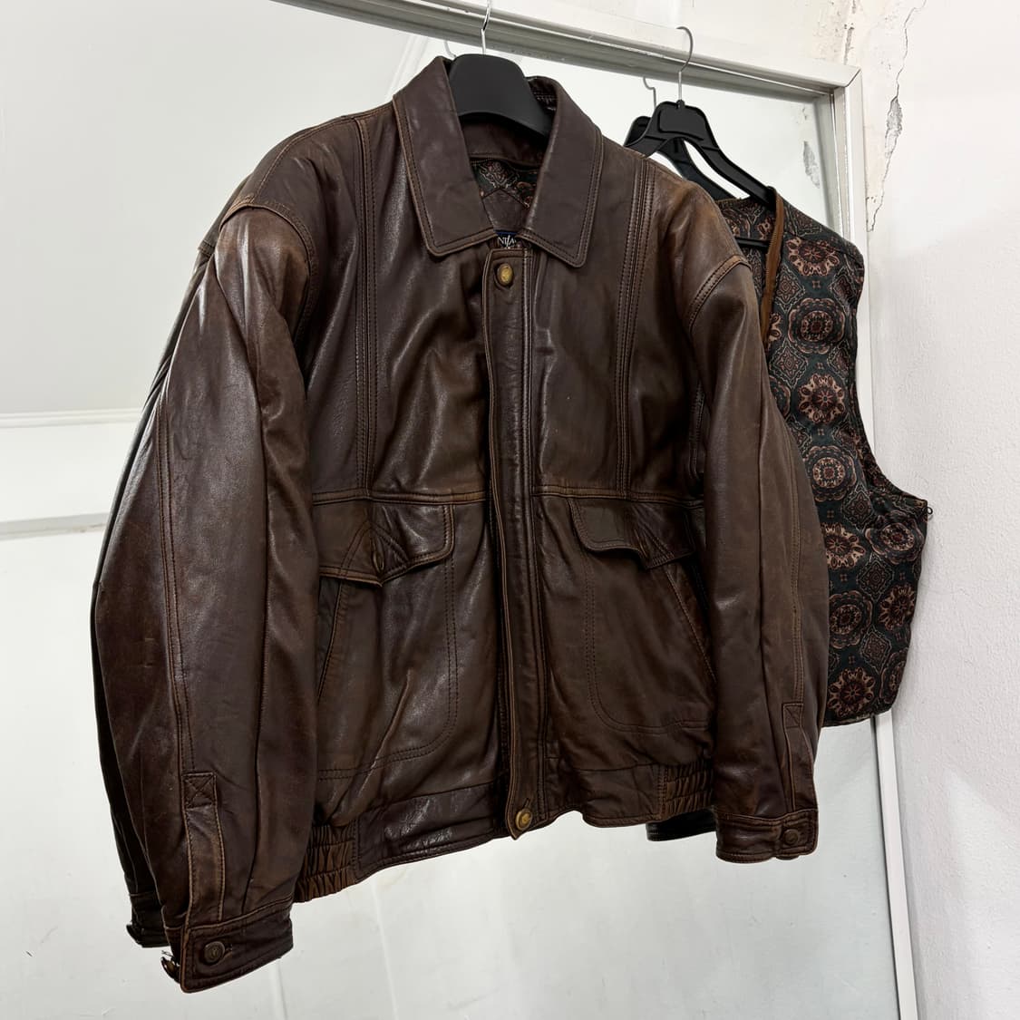 입생로랑 산양가죽 봄버 자켓 상품이미지1