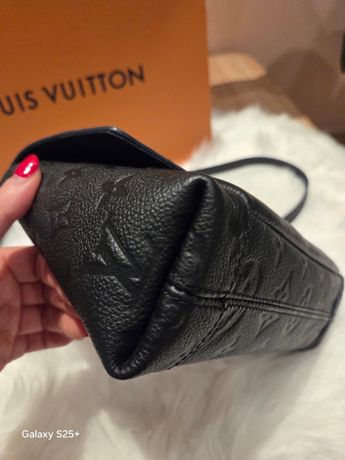 루이비통 앙프렝뜨 블랑 BB L308281 상품이미지6