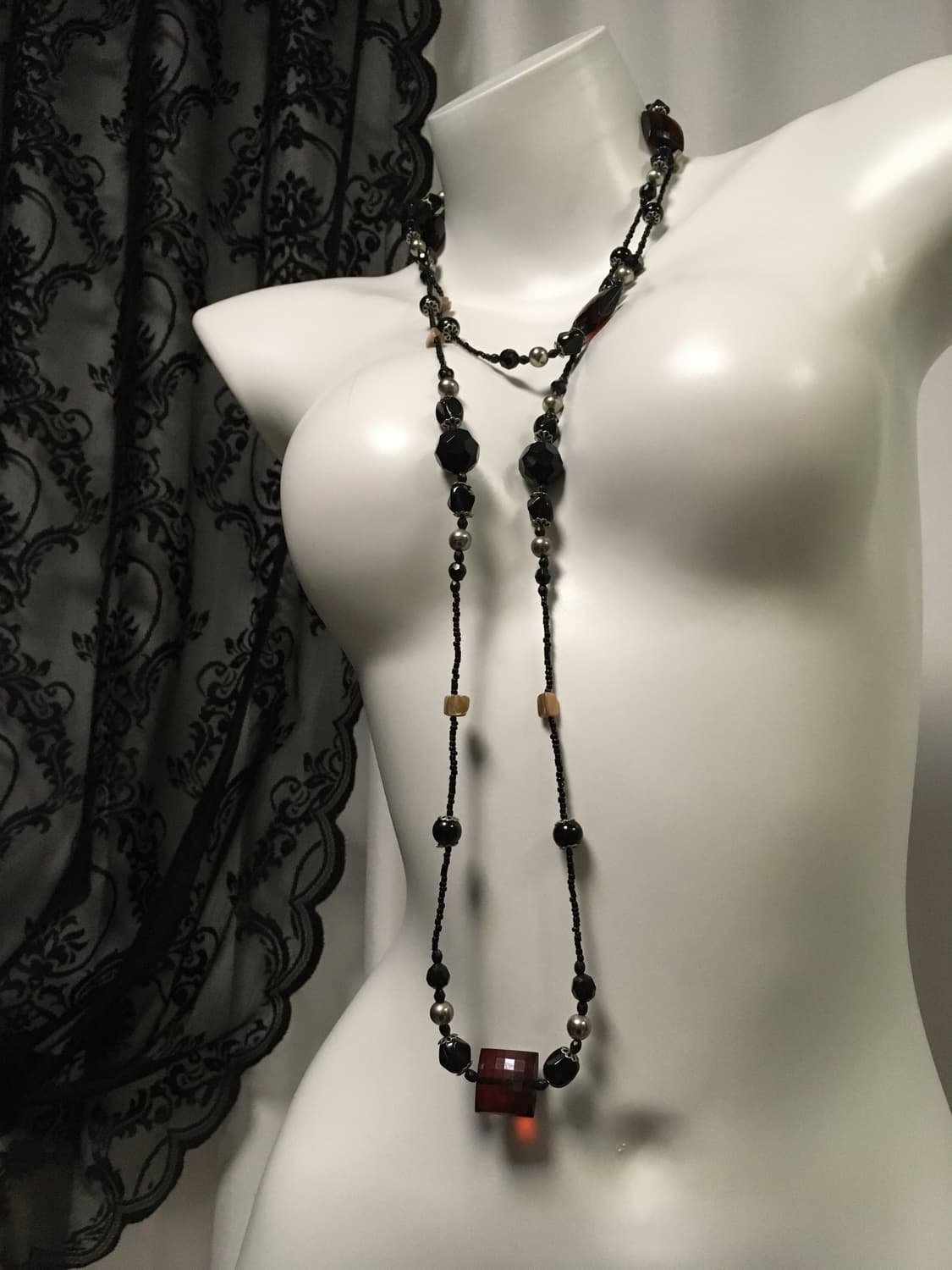 Vintage 블랙 와인 자개 비즈 롱 네크리스 목걸이 상품이미지4