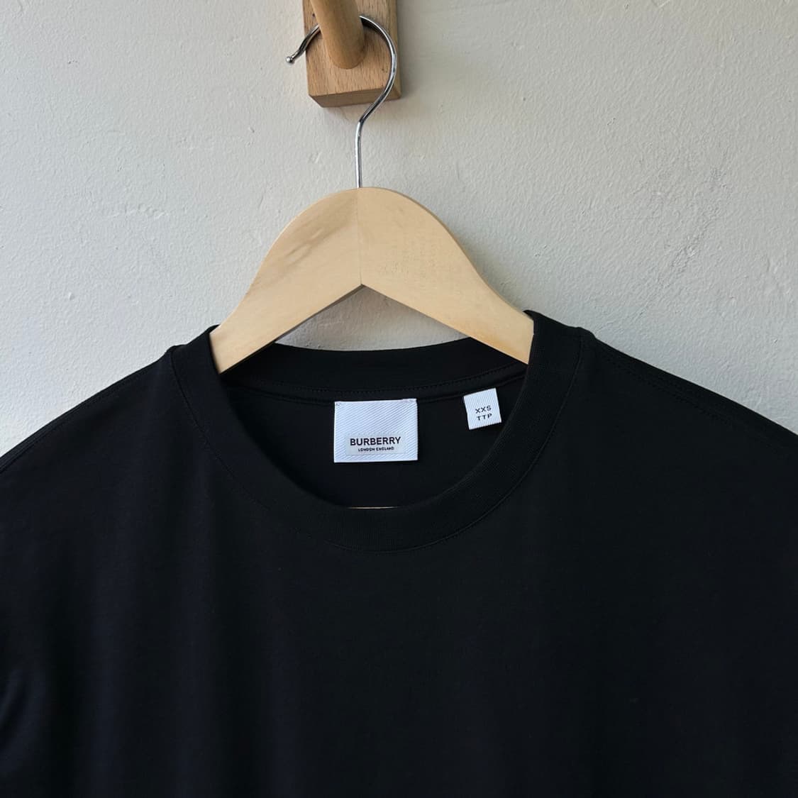 16670 - 버버리 노바 체크 반팔 티셔츠 상품이미지3