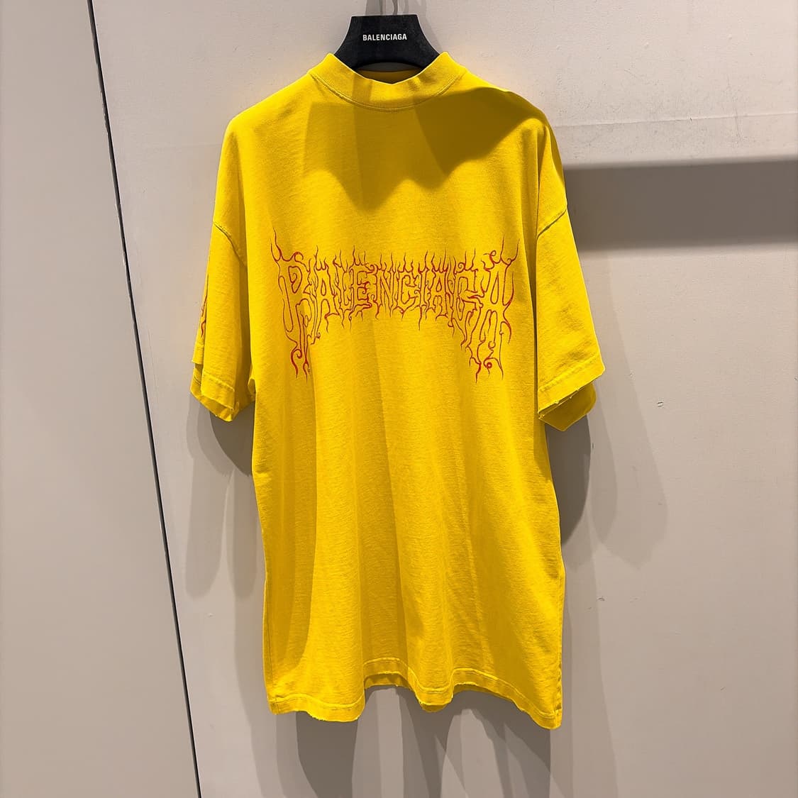 (정품/새상품) 발렌시아가 옐로우 다크웨이브 오버사이즈 티셔츠 상품이미지1