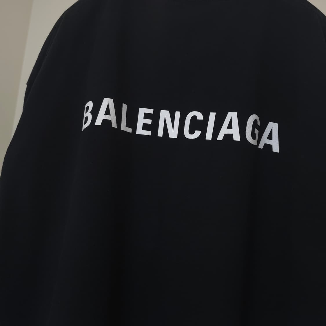 [중고/정품] 발렌시아가 로고 미디엄 핏 티셔츠 상품이미지3