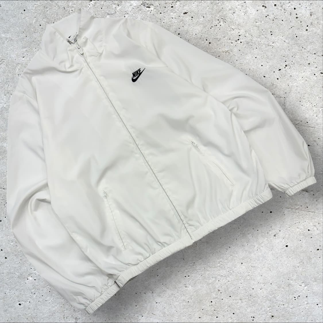 [L] 나이키 화이트 바람막이 멀티컬러 빅스우시 C968 상품이미지2