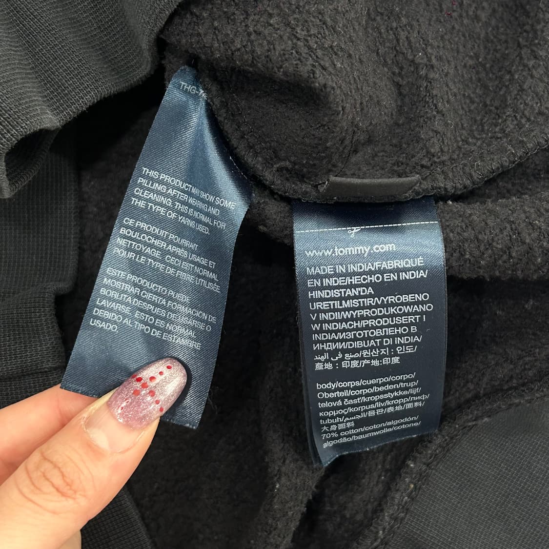 Tommy Hilfiger 타미힐피거 스펠아웃로고 블랙 맨투맨 상품이미지7