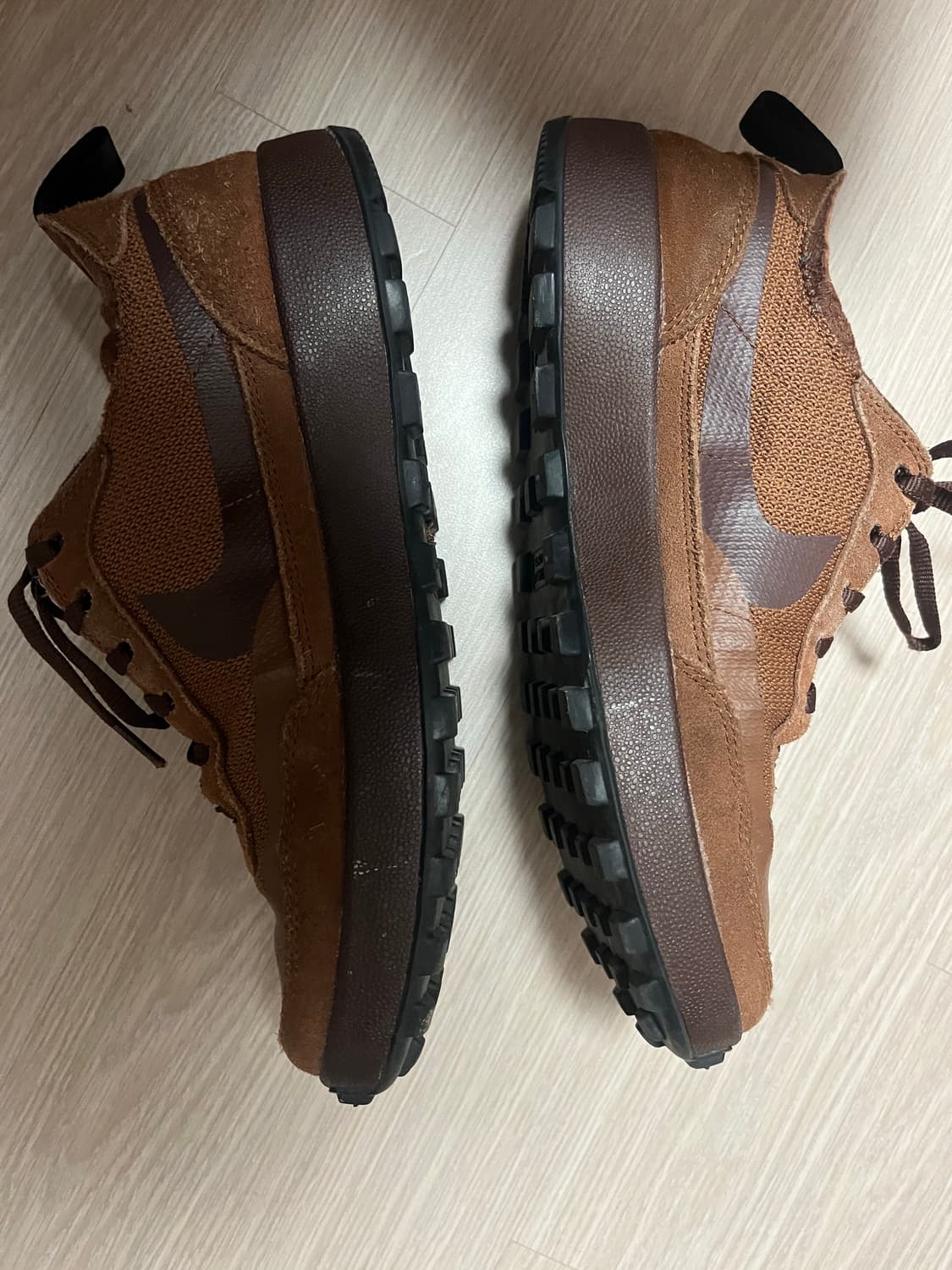 나이키 톰삭스 브라운 상품이미지2