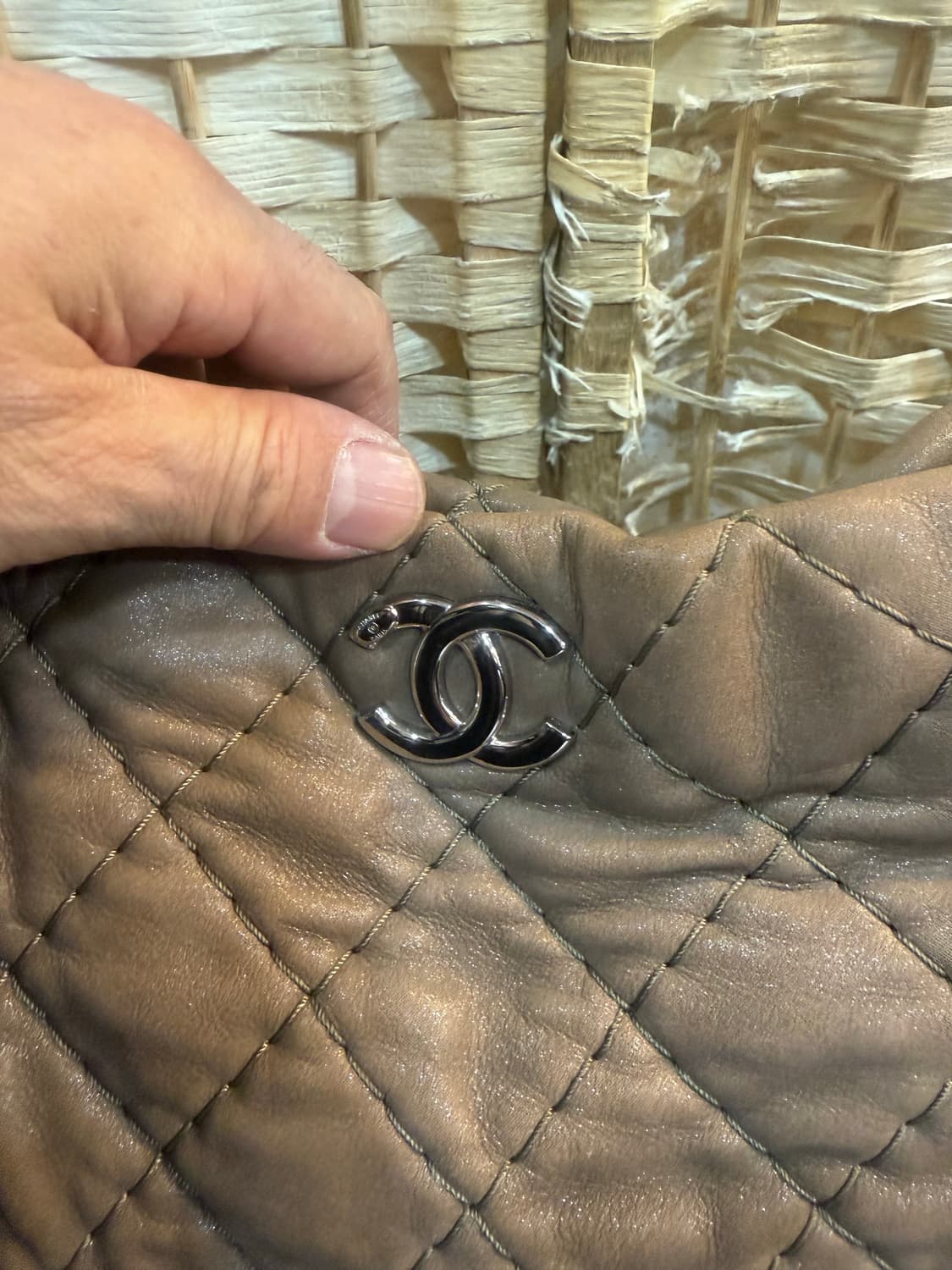 정품 16번대 샤넬 마트라쎄 와일드 스티치 체인 숄더백 팝니다 상품이미지2