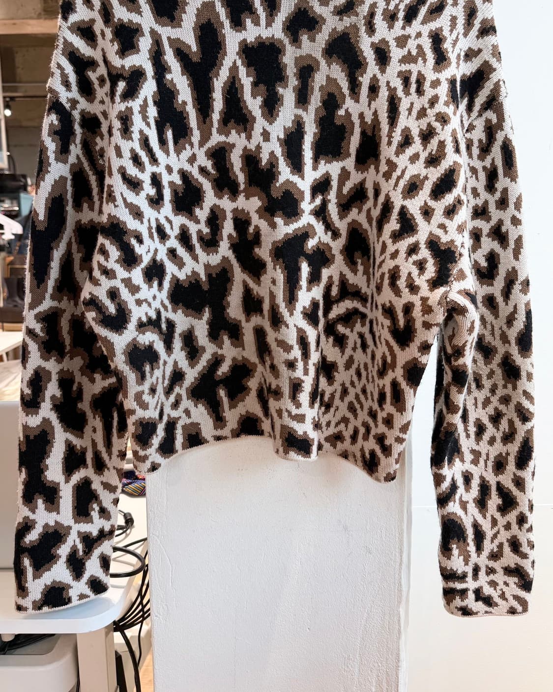 프로엔자 슐러 브라운 레오파드 니트  상품이미지6
