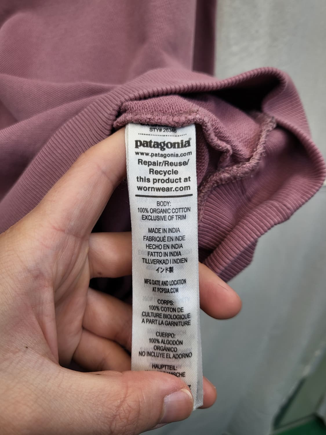파타고니아 핑크 맨투맨 상품이미지4