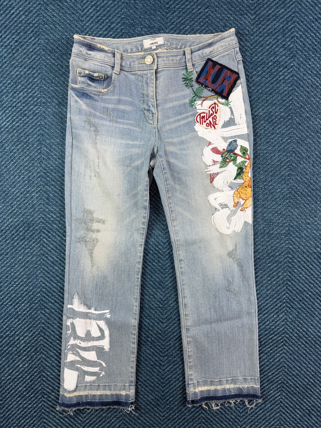 [오브제 OBZEE] 아카이브 라인 자수 & 핸드 페인팅 데님 팬츠 상품이미지1