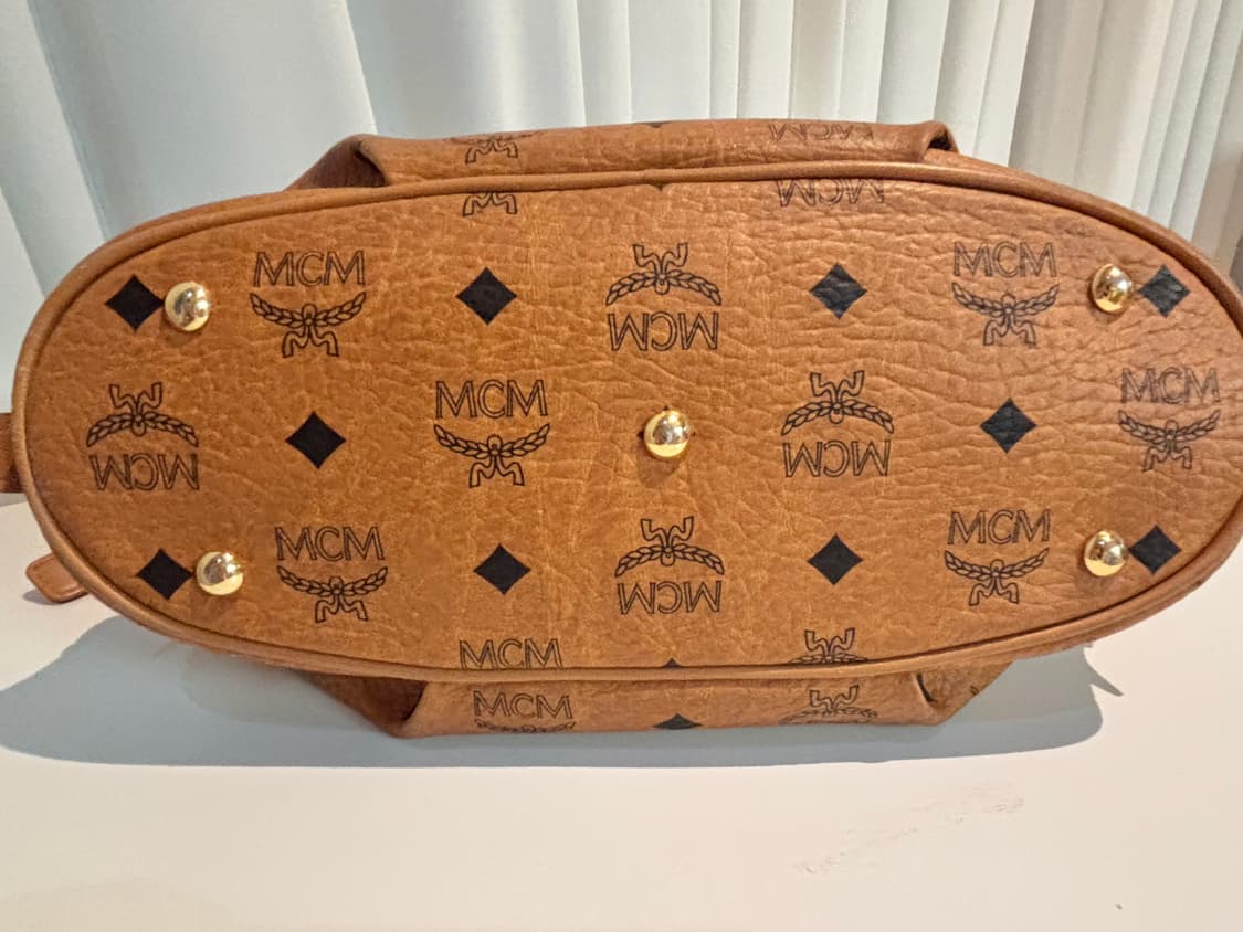 MCM 브라운 모노그램 숄더백 상품이미지3