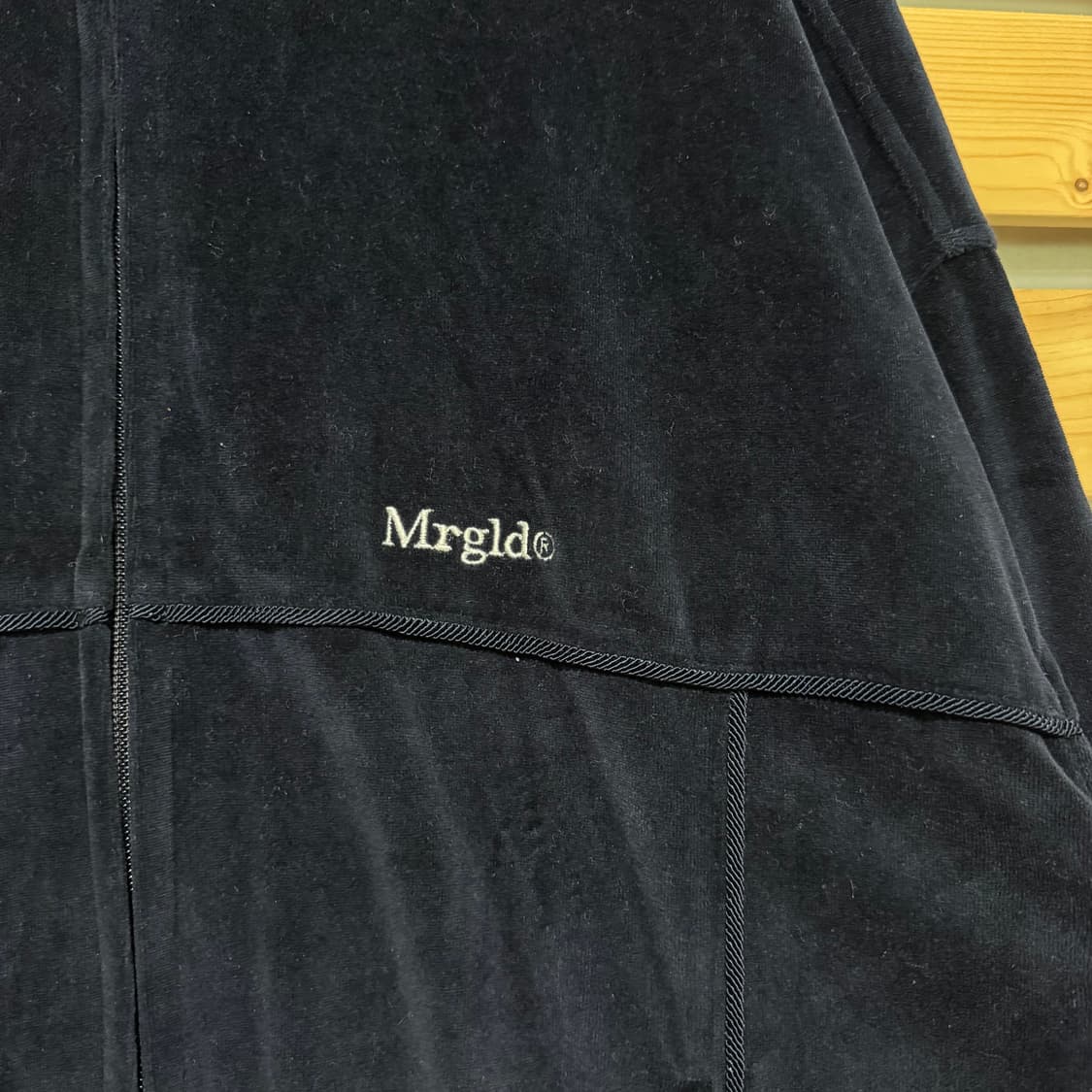 미스치프 이센스 벨벳 져지 상품이미지3