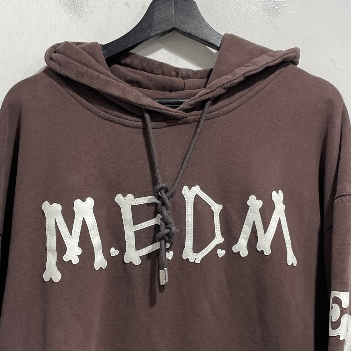 medm 자수패치 후드티 상품이미지4