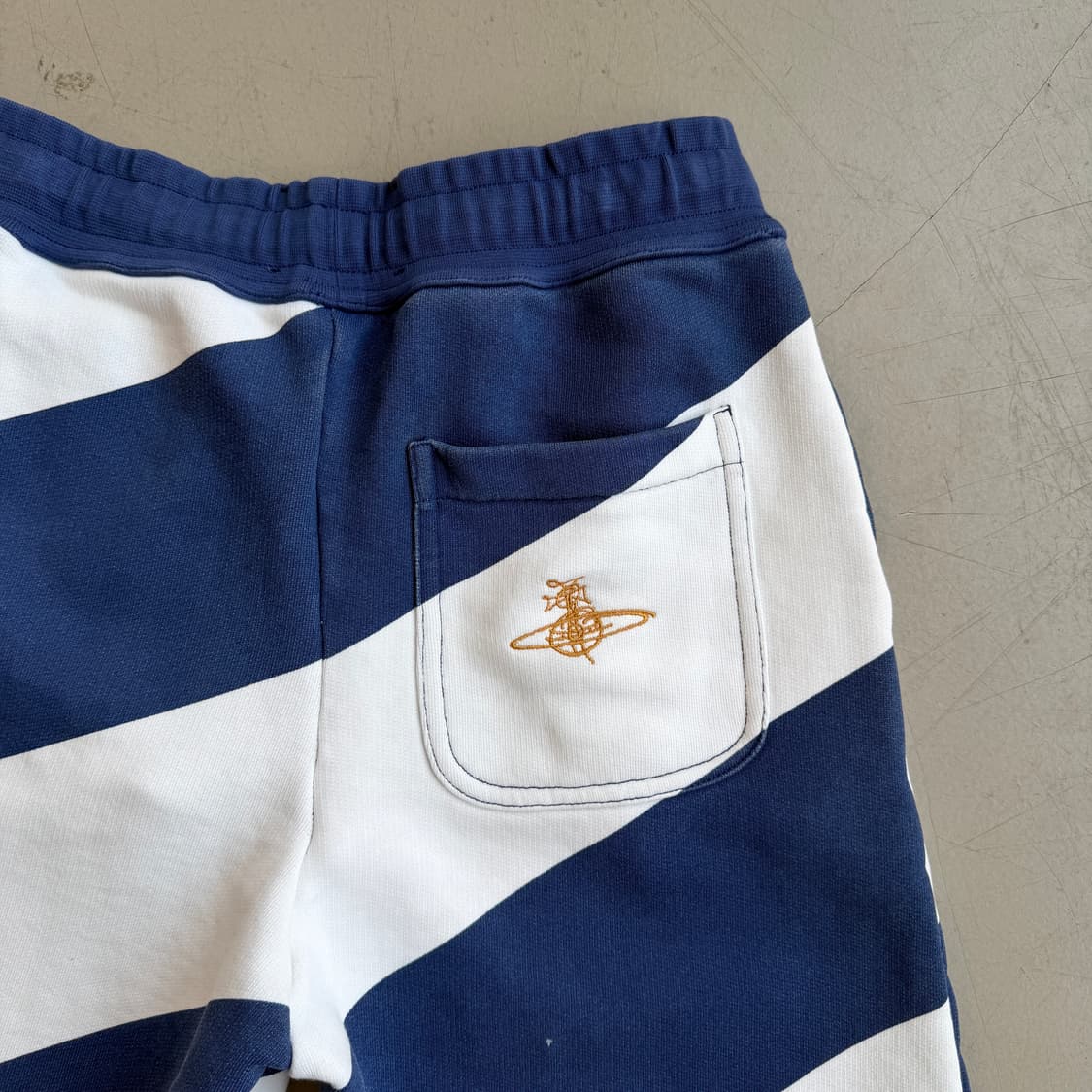 비비안 웨스트우드 스웨트 셋업 상품이미지7