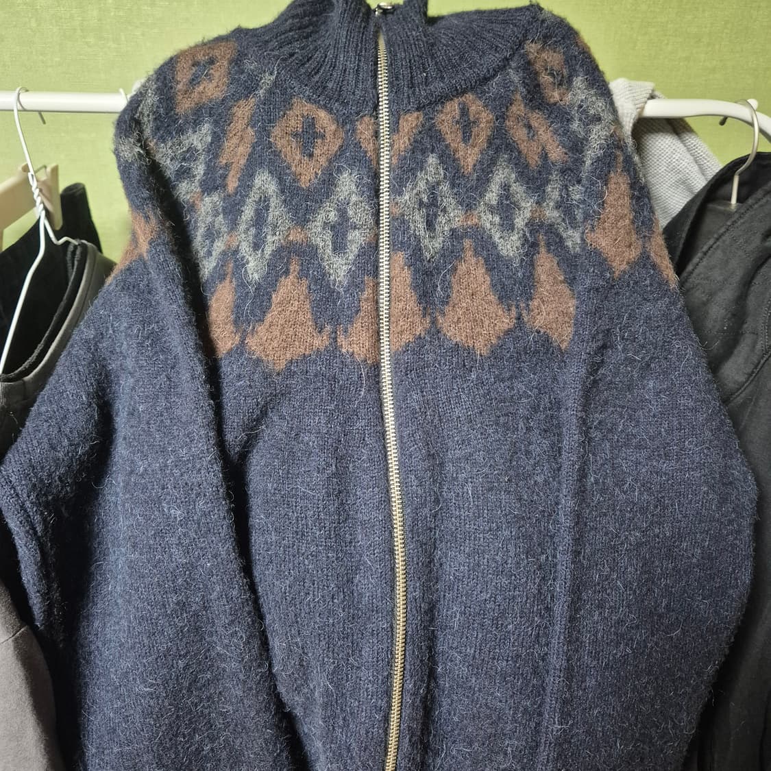 토니웩 Nordic Mohair Zip Up Knit_ Dark Navy 상품이미지3