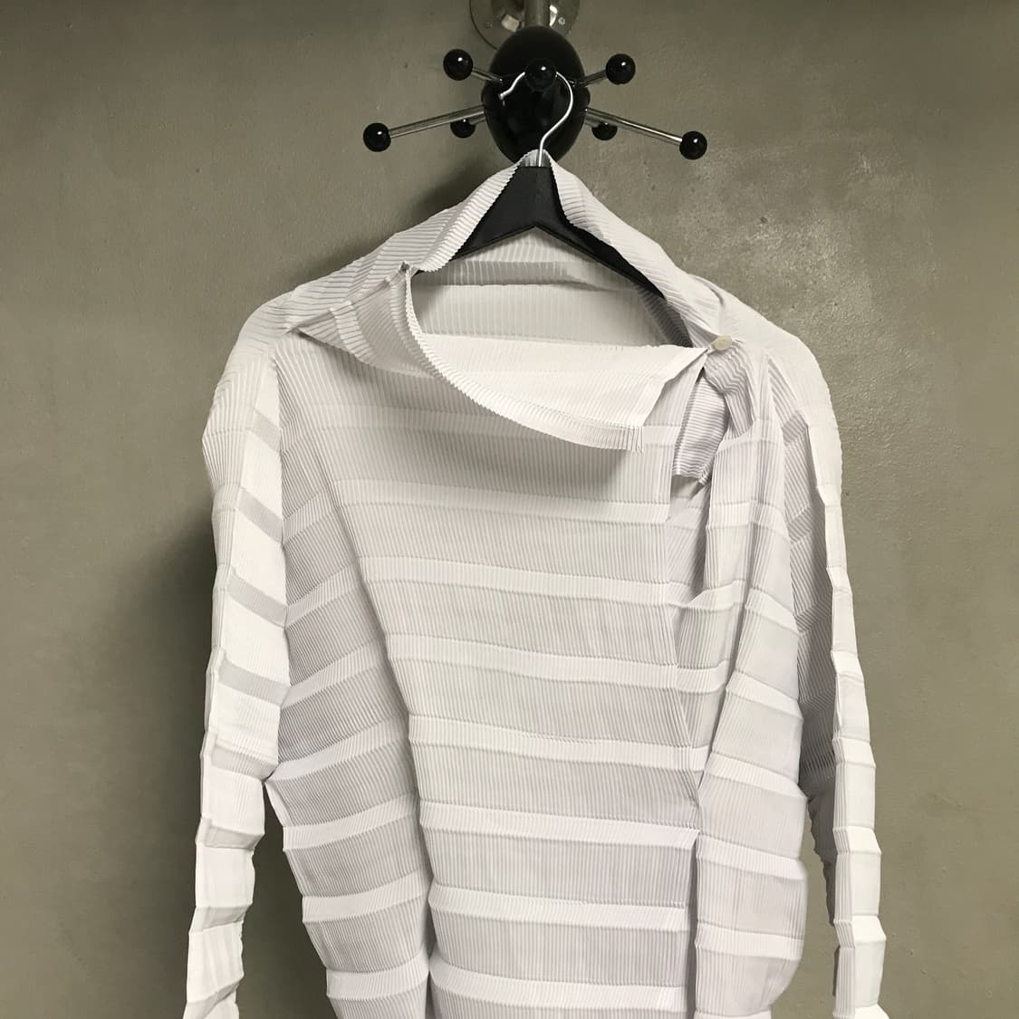 이세이 미야케 플리츠 자켓 2(W) 상품이미지2