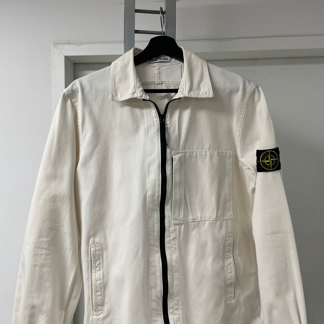 스톤아일랜드 화이트 셔츠 자켓 95 상품이미지2