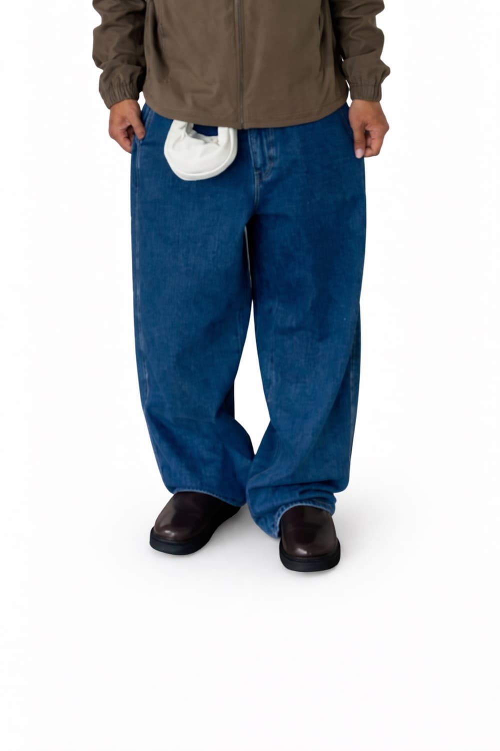 유니클로 와이드 테이퍼드 진 [중청] 상품이미지1