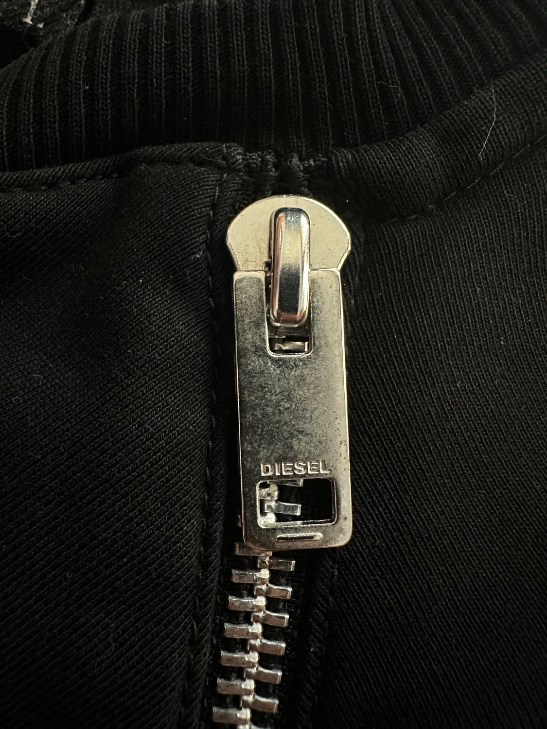 디젤 블랙 지퍼 맨투맨 상품이미지6