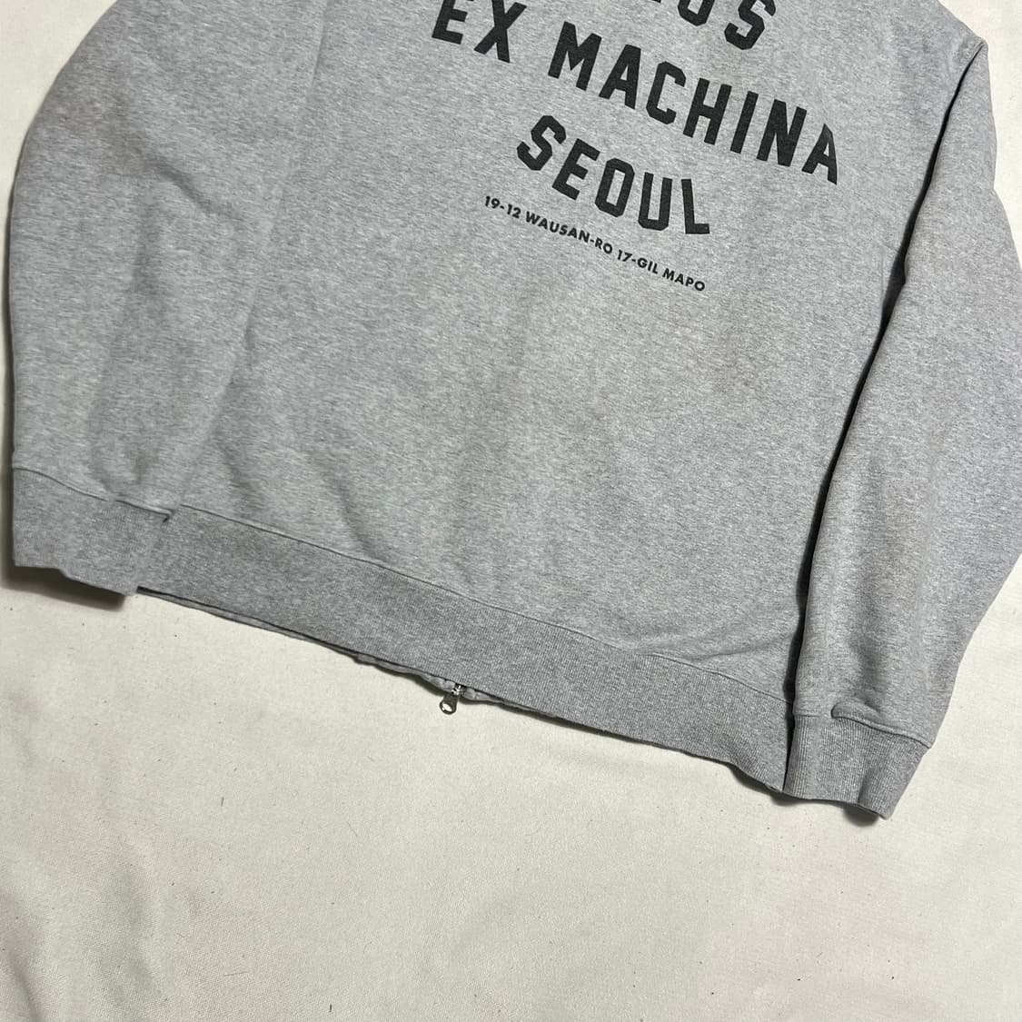 L 데우스 엑스 마키나 서울 어드레스 그레이 후드 집업 상품이미지7