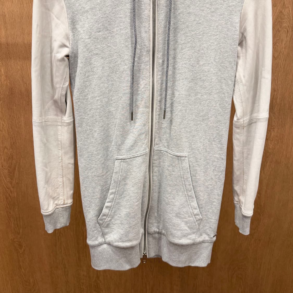 디젤 코튼 후드 집업 자켓 화이트 레더 슬리브 배색 스트링 디테일 그레이 상품이미지5