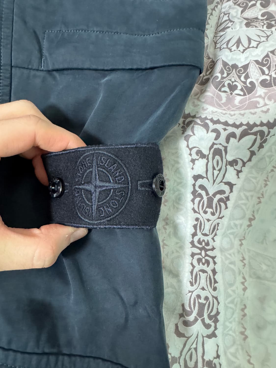 정품 스톤아일랜드 24시즌 고스트피스 카고 팬츠 네이비 상품이미지6