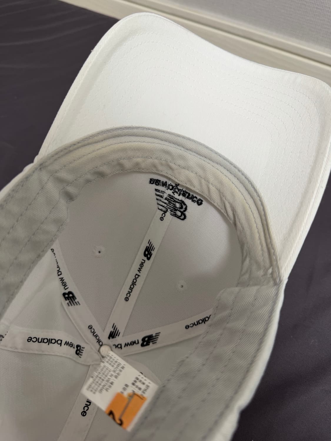 뉴발란스 화이트 볼캡 상품이미지2