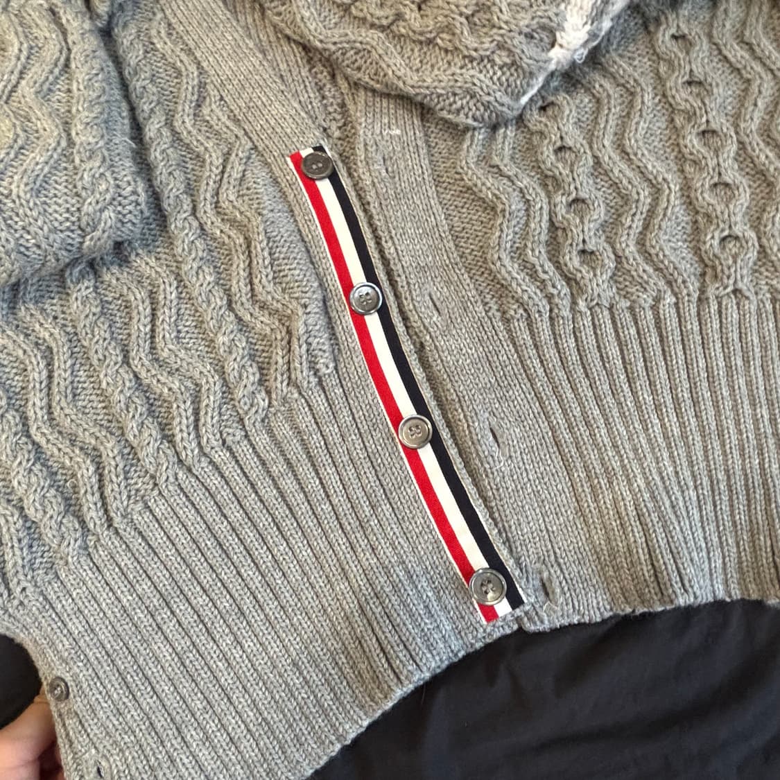 톰브라운 아란 케이블 니트 가디건 4사이즈 상품이미지4