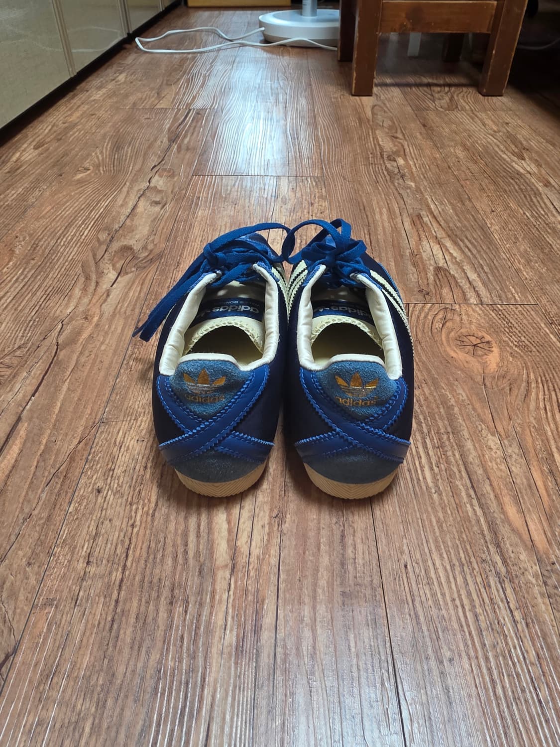 아디다스 x 웨일즈 보너 재팬 슈즈 레전드 잉크 265사이즈 팝니다 상품이미지5