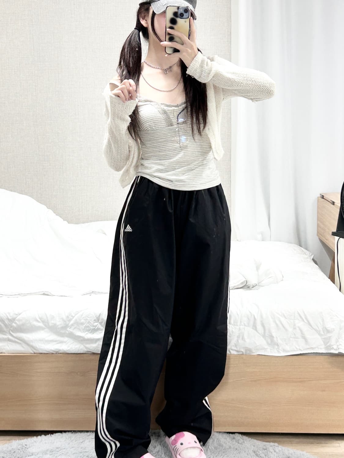 아디다스 90‘s 블랙 삼선 우븐팬츠 상품이미지4