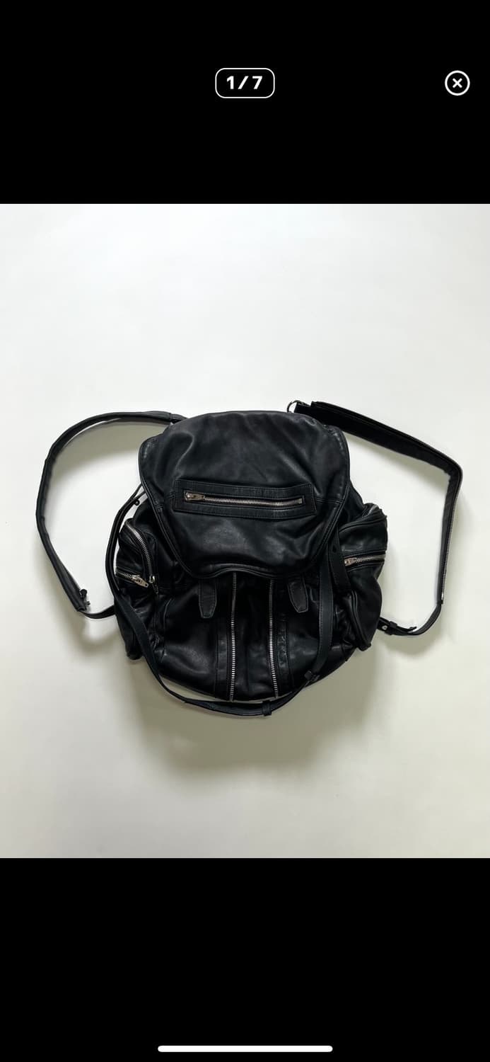 알렉산더왕의 스테디 제품인 마르티백 라지사이즈 상품이미지4