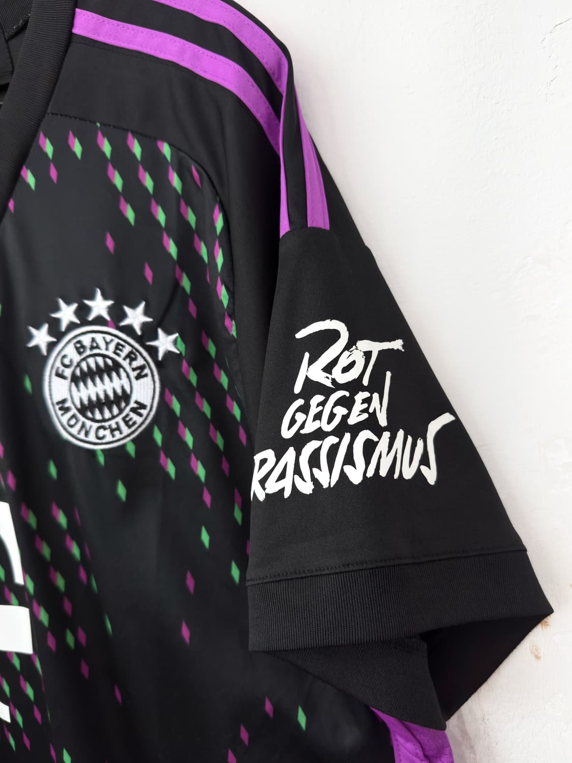 바이에른 뮌헨 23/24 어웨이 케인 유니폼 상품이미지5