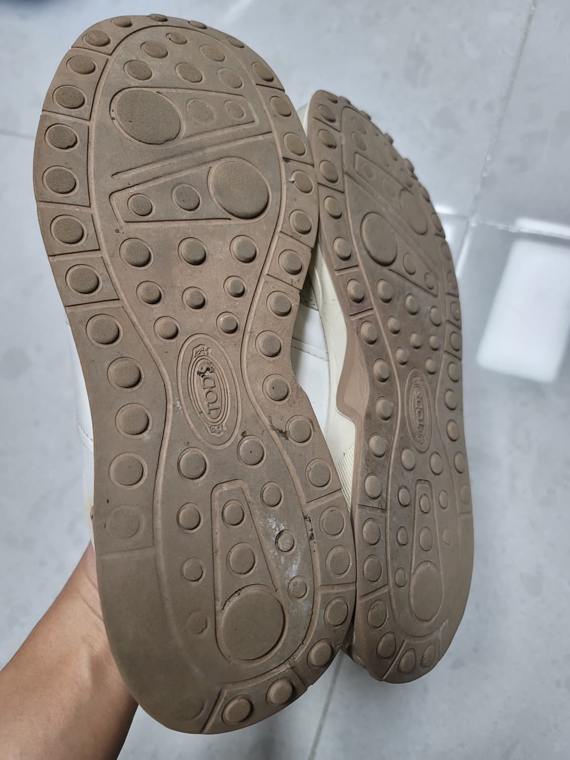 토즈 스니커즈 7사이즈 260~265 상품이미지5