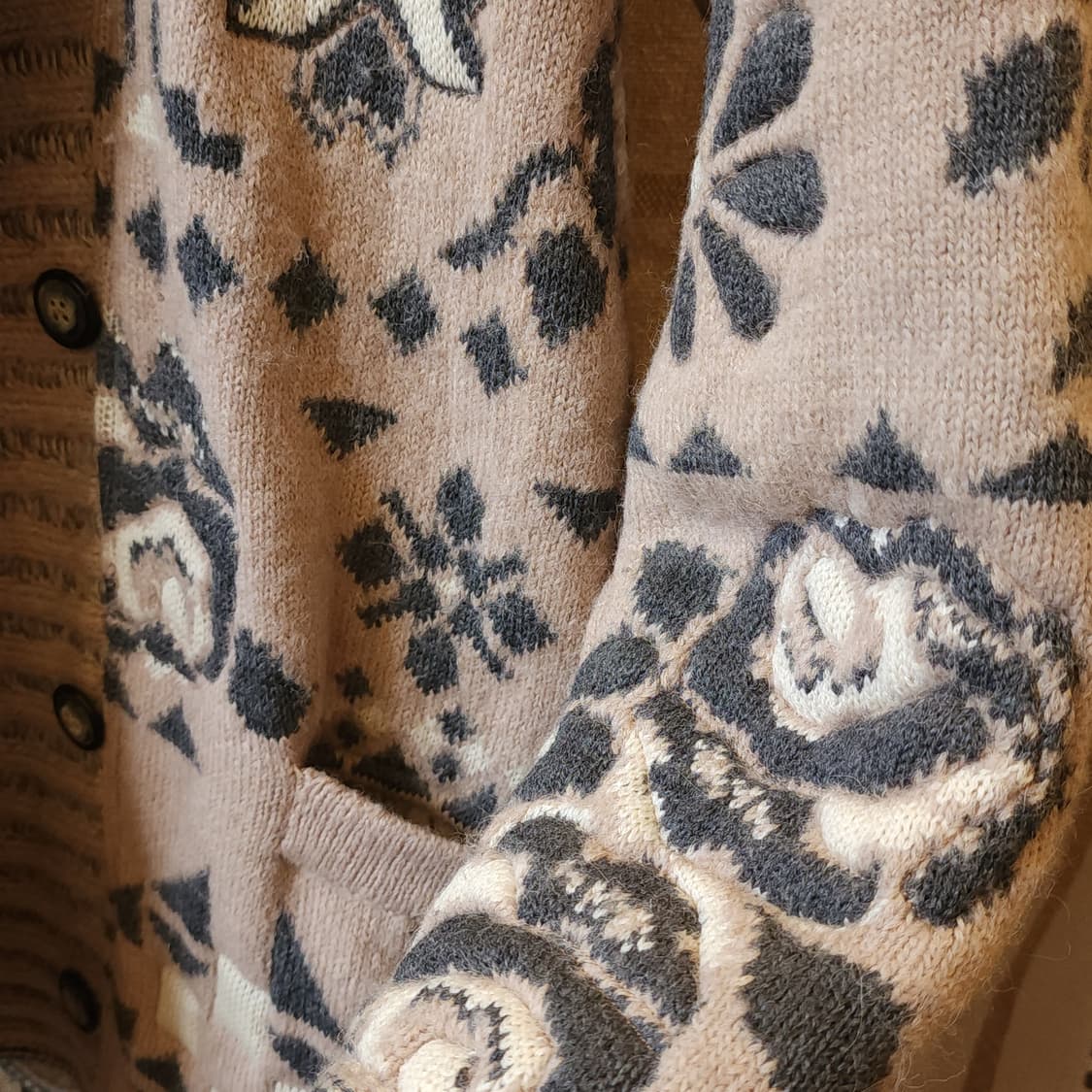 90s 웅가로 인디핑크 로즈 패턴 오버사이즈 숄카라 니트 자켓 L 상품이미지5