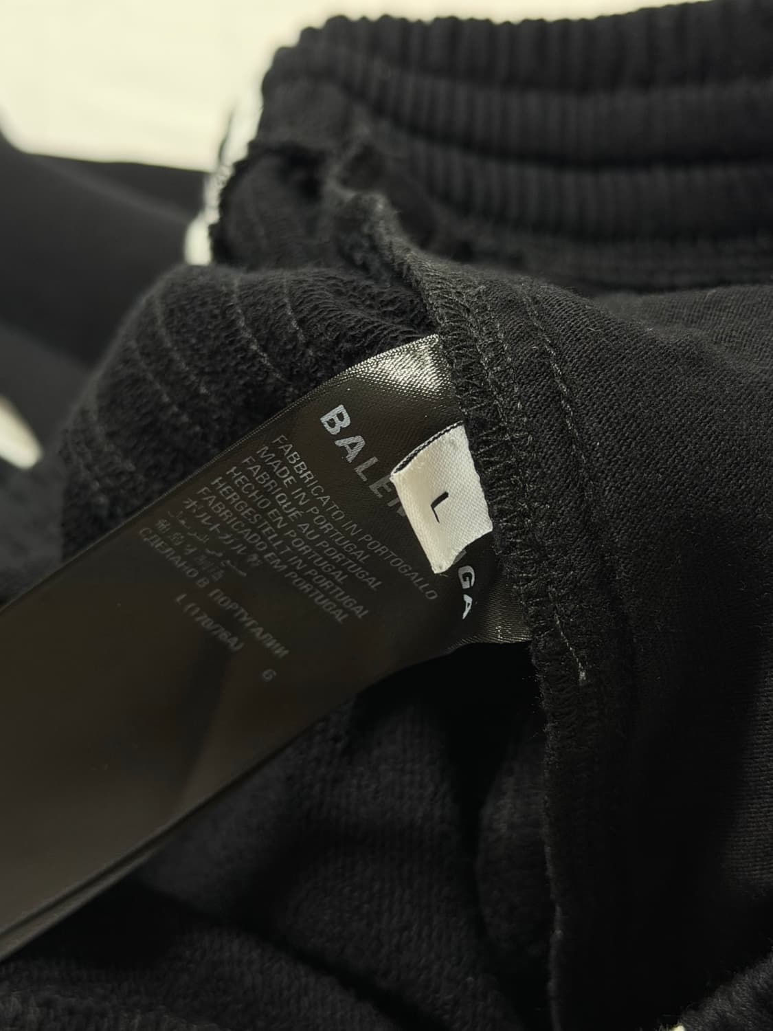 발렌시아가 adidas 플리스 트레이닝 팬츠 상품이미지7